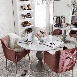 Meet your Posher, Celina